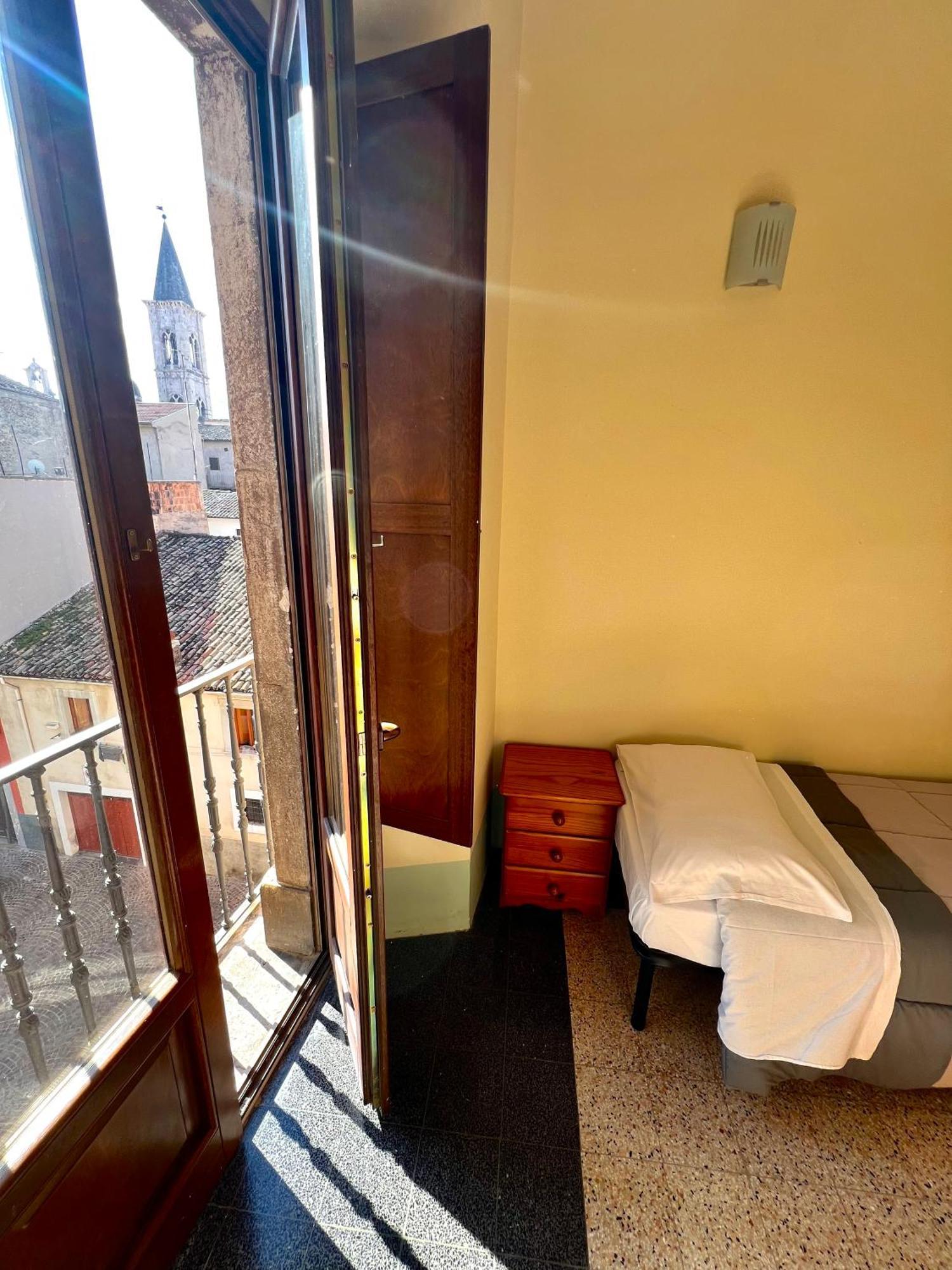 Regina D'Aragona Casa Vacanze Sulmona Exterior photo